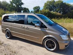 Beige Gebraucht 2011 Mercedes Viano Edition Van / Kleinbus | 27.000 €