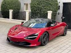 Memphis red Gebraucht 2018 McLaren 720S Coupé | 189.999 €