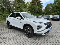 Weiß metallic Gebraucht 2022 Mitsubishi Eclipse Cross Plus SUV | 27.290 € (Fairer Preis)