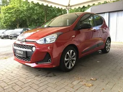 Rot Gebraucht 2019 Hyundai i10 Passion Plus Kleinwagen | 12.980 € (Teuer)