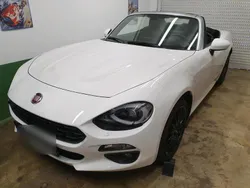 Weiß Gebraucht 2019 Fiat 124 Spider Lusso Cabrio | 21.250 € (Fairer Preis)