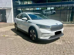 Weiß Gebraucht 2022 Skoda Enyaq iV SUV | 14.000 €