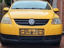 Gelb Gebraucht 2005 VW Fox Kleinwagen | 1.500 € (Fairer Preis)