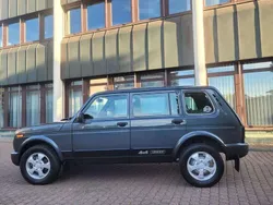 Lada Urban