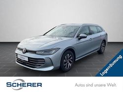 Oyster silver metallic Gebraucht 2024 VW Passat Business Kombi | 32.400 € (Superpreis)