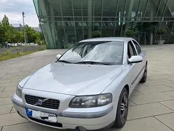 Silber Gebraucht 2003 Volvo S60 Limousine | 1.700 € (Fairer Preis)