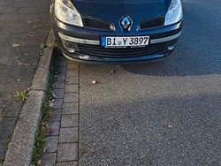 Grau Gebraucht 2006 Renault Clio II Kleinwagen | 1.699 € (Etwas zu teuer)