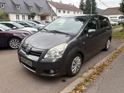 Grau Gebraucht 2008 Toyota Corolla Verso Sol Van / Kleinbus | 3.450 € (Fairer Preis)