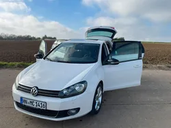 Weiß Gebraucht 2011 VW Golf VI Style Limousine | 6.800 € (Fairer Preis)
