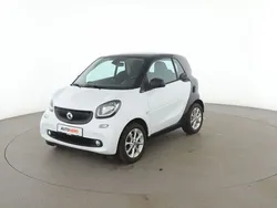 Weiß Gebraucht 2017 Smart ForTwo Coupé Passion Kleinwagen | 10.980 € (Fairer Preis)