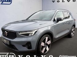 Grau Gebraucht 2022 Volvo XC40 Ultimate SUV | 32.900 € (Fairer Preis)