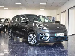 Interstellar grau Gebraucht 2021 Kia e-Niro Edition 7 SUV | 15.870 € (Guter Preis)