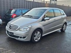 Silber Gebraucht 2005 Mercedes B170 Edition Van / Kleinbus | 6.950 € (Fairer Preis)