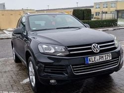 Schwarz Gebraucht 2012 VW Touareg Exclusive SUV | 12.700 € (Guter Preis)