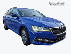 Blau Gebraucht 2022 Skoda Superb Ambition Kombi | 23.500 € (Guter Preis)
