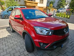 Rot Gebraucht 2016 Ssangyong Korando SUV | 9.200 €