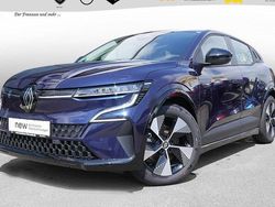 Blau Gebraucht 2022 Renault Megane E-Tech Evolution Limousine | 27.977 € (Fairer Preis)