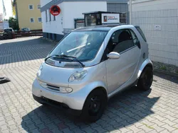 Silber Gebraucht 2004 Smart ForTwo Coupé Passion Coupé | 2.000 €