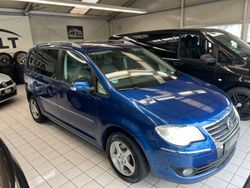 Biscay blue perleffekt Gebraucht 2007 VW Touran Highline Van / Kleinbus | 5.490 € (Fairer Preis)