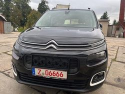 Schwarz Gebraucht 2019 Citroën Berlingo Feel Van / Kleinbus | 13.700 € (Fairer Preis)