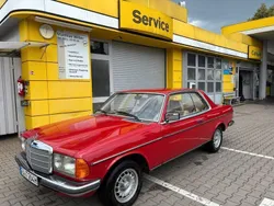 Rot Gebraucht 1980 Mercedes 230 Coupé | 17.000 €