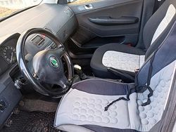 Andere farben Gebraucht 2006 Skoda Fabia Limousine | 1.500 €