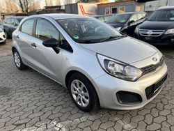 Silber Gebraucht 2013 Kia Rio Kleinwagen | 4.800 € (Fairer Preis)
