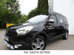 Schwarz Gebraucht 2020 Dacia Dokker Stepway Van | 14.790 € (Fairer Preis)
