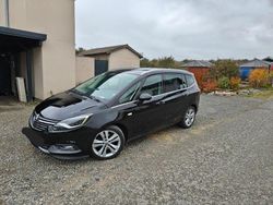 Schwarz Gebraucht 2016 Opel Zafira Tourer Innovation Van / Kleinbus | 10.800 € (Fairer Preis)