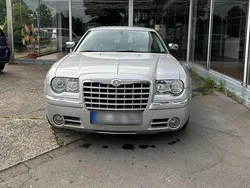 Silber Gebraucht 2004 Chrysler 300C Limousine | 5.500 € (Fairer Preis)