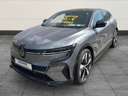 Grau Gebraucht 2024 Renault Mégane Evolution Limousine | 35.990 € (Etwas zu teuer)
