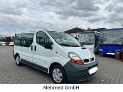 Weiß Gebraucht 2006 Renault Trafic Van / Kleinbus | 5.831 €