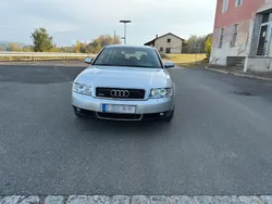 Silber Gebraucht 2003 Audi A4 Kombi | 2.499 € (Teuer)