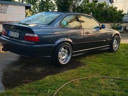 Grau Gebraucht 1997 BMW 320 Sport Line Coupé | 4.400 € (Guter Preis)