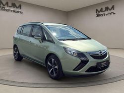 Grün Gebraucht 2012 Opel Zafira Tourer Van / Kleinbus | 8.490 € (Guter Preis)