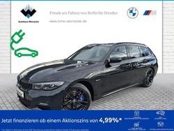 Saphirschwarz Gebraucht 2021 BMW 330e M Sport Kombi | 32.837 € (Fairer Preis)