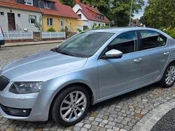 Silber Gebraucht 2013 Skoda Octavia Elegance Limousine | 8.000 € (Fairer Preis)
