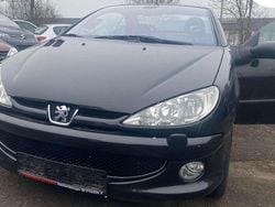Farbe schwarz obsidien/metalli Gebraucht 2004 Peugeot 206 CC Platinum Cabrio | 790 € (Superpreis)