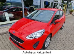 Rot Gebraucht 2021 Ford Fiesta Trend Kleinwagen | 11.690 € (Guter Preis)