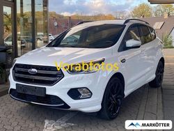 Frostweiß Gebraucht 2018 Ford Kuga ST-Line SUV | 15.890 € (Fairer Preis)