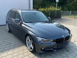 Grau Gebraucht 2013 BMW 330 Sport Line Kombi | 12.350 € (Fairer Preis)