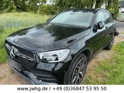 Schwarz Gebraucht 2022 Mercedes GLC300e AMG line SUV | 38.750 € (Fairer Preis)