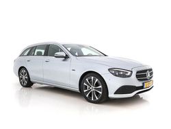 Grau Gebraucht 2021 Mercedes E300 Business Kombi | 19.944 €