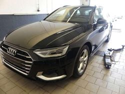 Mythosschwarz metallic Gebraucht 2021 Audi A4 Ambiente Kombi | 23.900 € (Guter Preis)