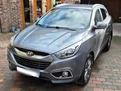 Grau Gebraucht 2013 Hyundai ix35 SUV | 8.500 € (Fairer Preis)