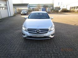 Silber Gebraucht 2014 Mercedes A180 Edition Limousine | 9.800 € (Guter Preis)