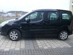 Schwarz Gebraucht 2013 Citroën Berlingo SELECTION Van / Kleinbus | 5.799 € (Fairer Preis)