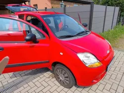 Rot Gebraucht 2009 Chevrolet Matiz Kleinwagen | 2.200 € (Fairer Preis)