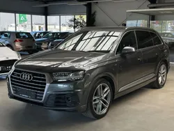 Grau Gebraucht 2019 Audi Q7 Sport SUV | 38.490 € (Teuer)