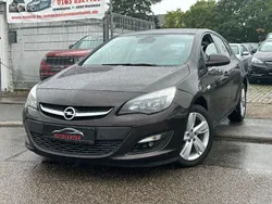 Braun Gebraucht 2015 Opel Astra Style Limousine | 8.950 € (Fairer Preis)